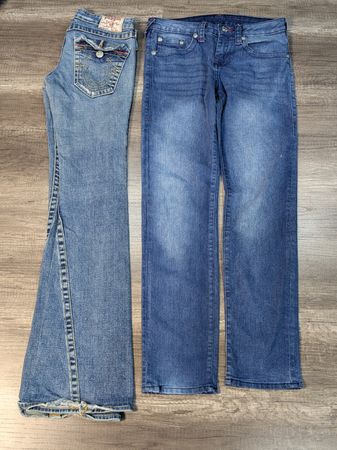 3271 - True Religion Skinny, Straight Jeans