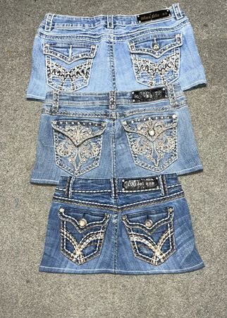 Y2K embroidered/Rhinestone denim skirt