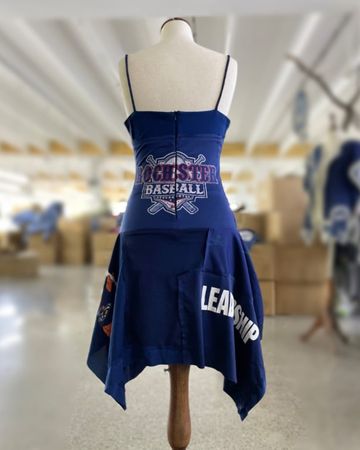 Robe pull y2k en jersey de sport upcyclé