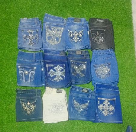 EARL AND OTHER BRAND MINI SKIRTS (MD47)