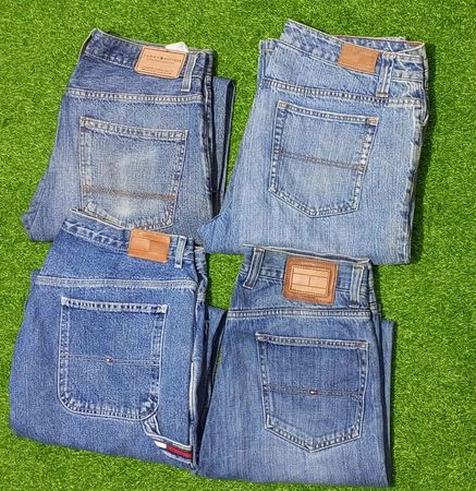 TOMMY HILFIGER JEANS (MD 1492)