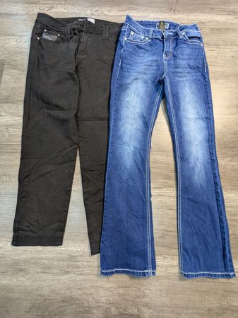 3285 - Unbranded Straight and Relaxed Jeans