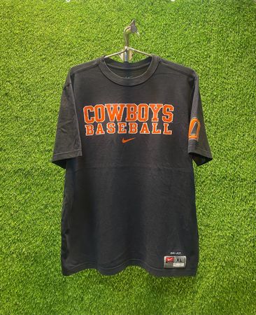 Nike und Adidas T-Shirts Mix