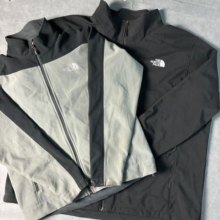 The North Face Track Jackets (ZRS:170)