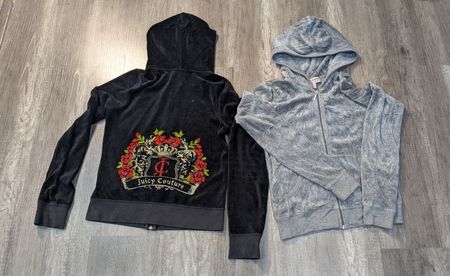 3342 - Juicy Couture Sweatshirts à capuche décontractés et zippés intégralement