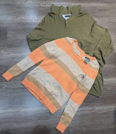 3359 - Tommy Hilfiger T-Shirts à Manches Longues, Sweatshirts, Pulls