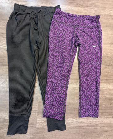 3388 - Nike Leggings & Hosen