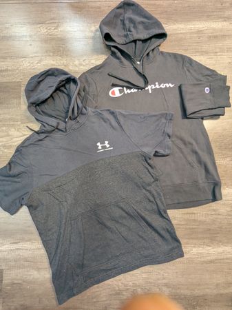 3410 - Champion,Under Armour, Puma, Nike Hoodies