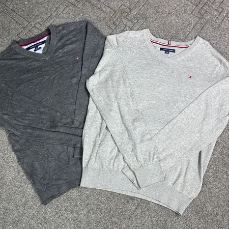Tommy Hilfiger Sweater (CV:150)