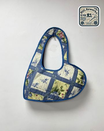 Sac fourre-tout en forme de cœur matelassé recyclé