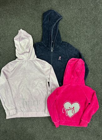 SD348 - Juicy Couture Tops and sweatpants - 9 Pieces