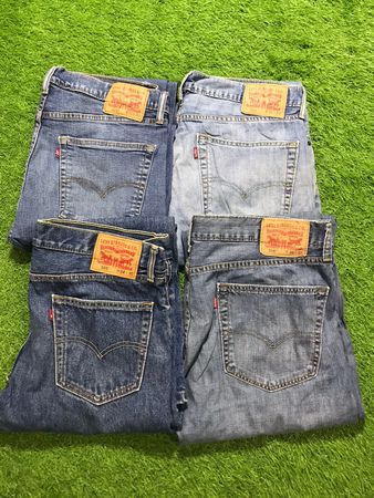 Levis jeans 501