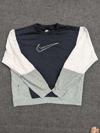 Nike & Addidas Sweatshirts V-023