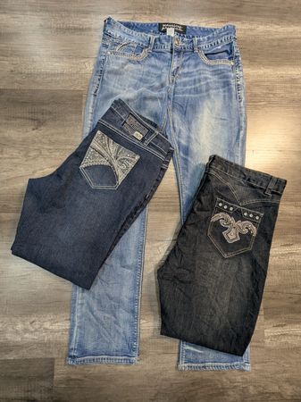 3419 - Unbranded Embroidery style Straight and Flare Jeans