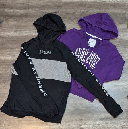 1444 - American Eagle, Hollister, Aeropostale, Abercrombie Freizeit- und Reißverschluss-Hoodies