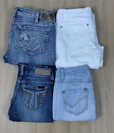JE 0551 Jeans évasés ornés pour femmes