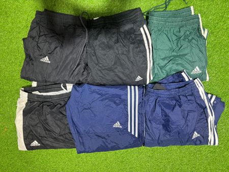 アディダス ヴィンテージ トラックパンツ