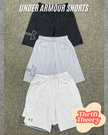 Under Armour Shorts - (01/02)
