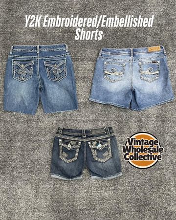 Y2K Embroidered / Embellished Shorts - (01/02)