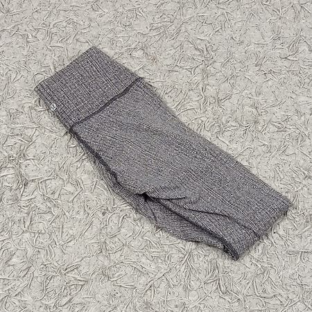 LULULEMON LEGGINGS - BUNDLE 21