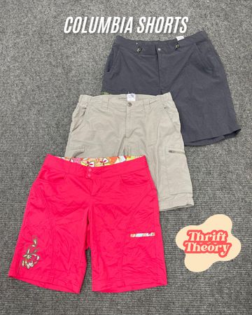 Columbia Shorts - (02/02)