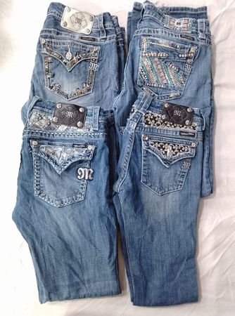 CR6374 Miss Me Flare / Straight Jeans