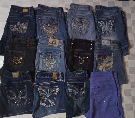 MAURICES AND OTHER MIX BRANDS MINI SHORTS (ID 1235)
