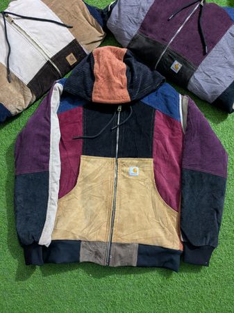 Veste à capuche en velours côtelé Carhartt recyclée