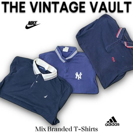 Mix di t-shirt di marca tra cui Nike, Adidas e altri