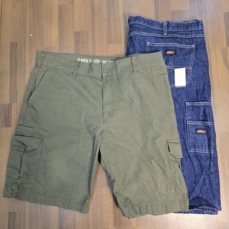 AV-0918 Dickies Oversizs Shorts