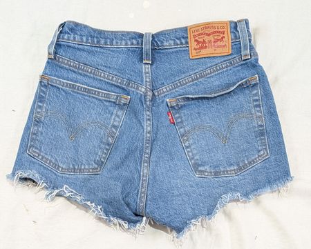 LEVIS WRANGLER DAMEN SHORTS