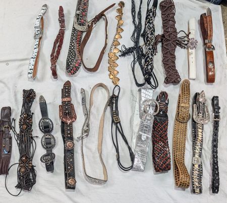 DESIGNER BELTS (DETAIL) BUCKLE AND CHAIN DETAILING