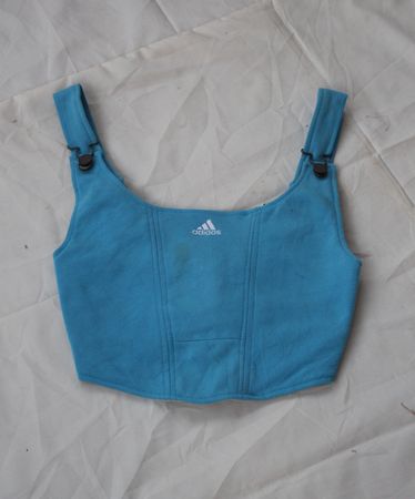 Corpiño reciclado - Hecho de sudaderas de marca (moq15)