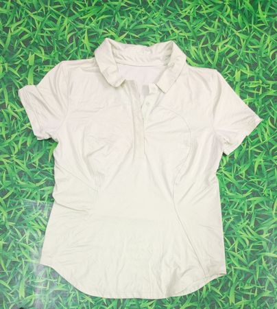 「Lululemon Tシャツ」