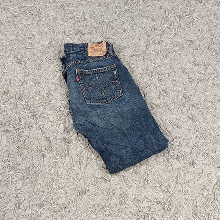 LEVI'S WOMAN'S DENIM JEANS - BUNDLE 110