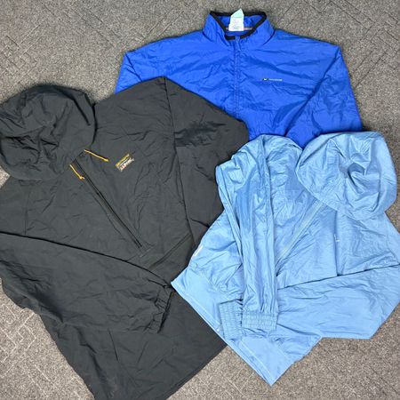 Mix Branded Wind Breaker (CV:165)