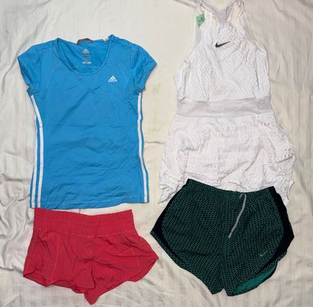 Abbigliamento sportivo, Nike, Adidas