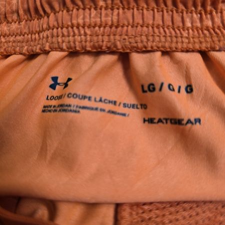 AV-0953 Under Armour Mix Shorts