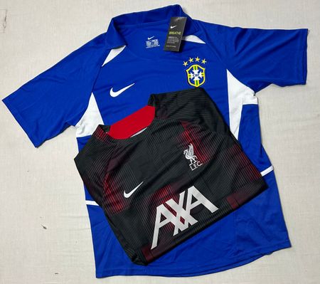 Football T-shirts WR_0969