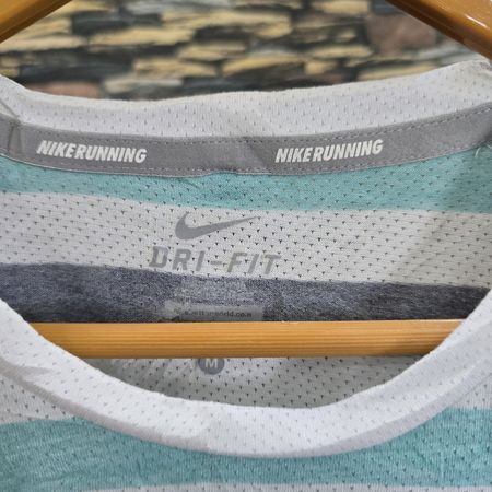 AV-0966 Nike T-shirts s/s