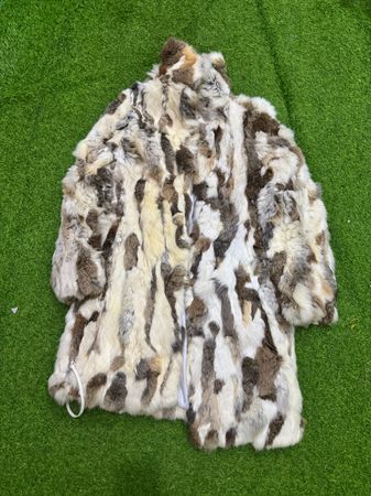 Faux manteaux en fourrure