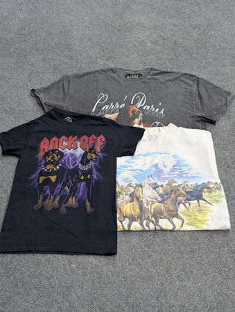 CRZ1885 The Mountain Animal Print T-Shirts