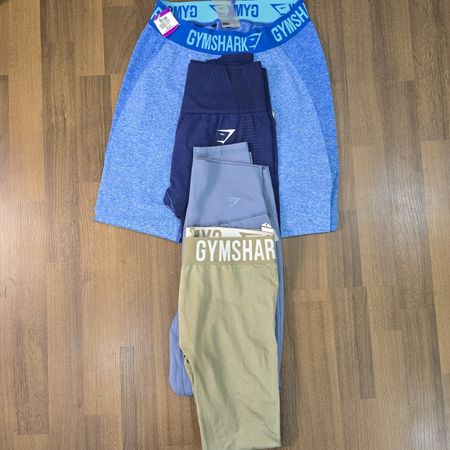 AV-0975 Gymshark Leggings & Capri