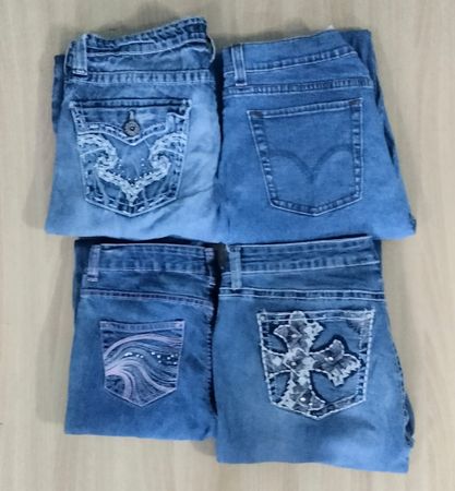 JA 0581 Women’s Embellished Flared Jeans