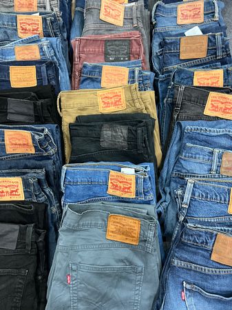Levi’s 511 jeans 60pcs