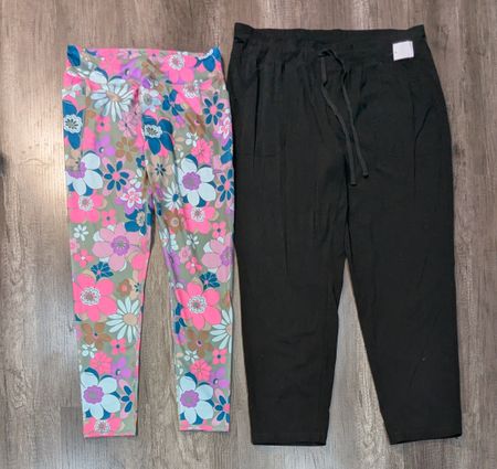 3831 - Athletic Leggings And Trousers