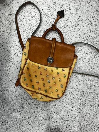 sac Dooney & Bourke