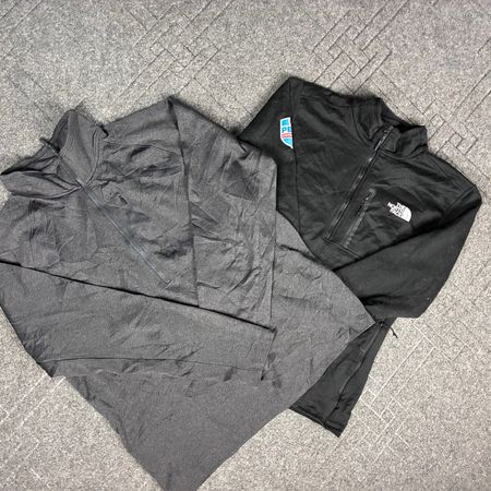 The North Face Sweatshirt (CV:238)