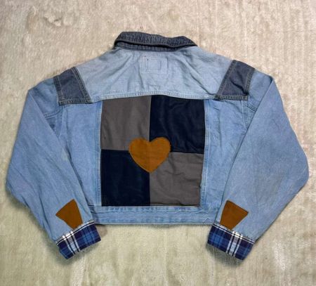 Levis women cropped jacket