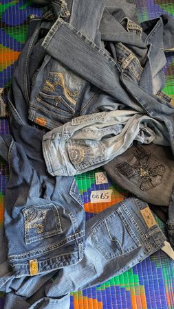Woman Y2K flare jeans
